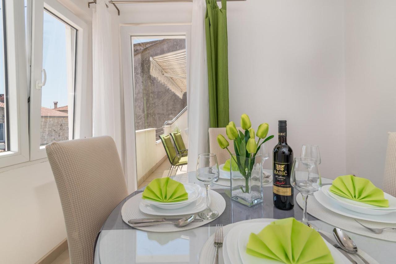 Apartment Roko Трогир Экстерьер фото