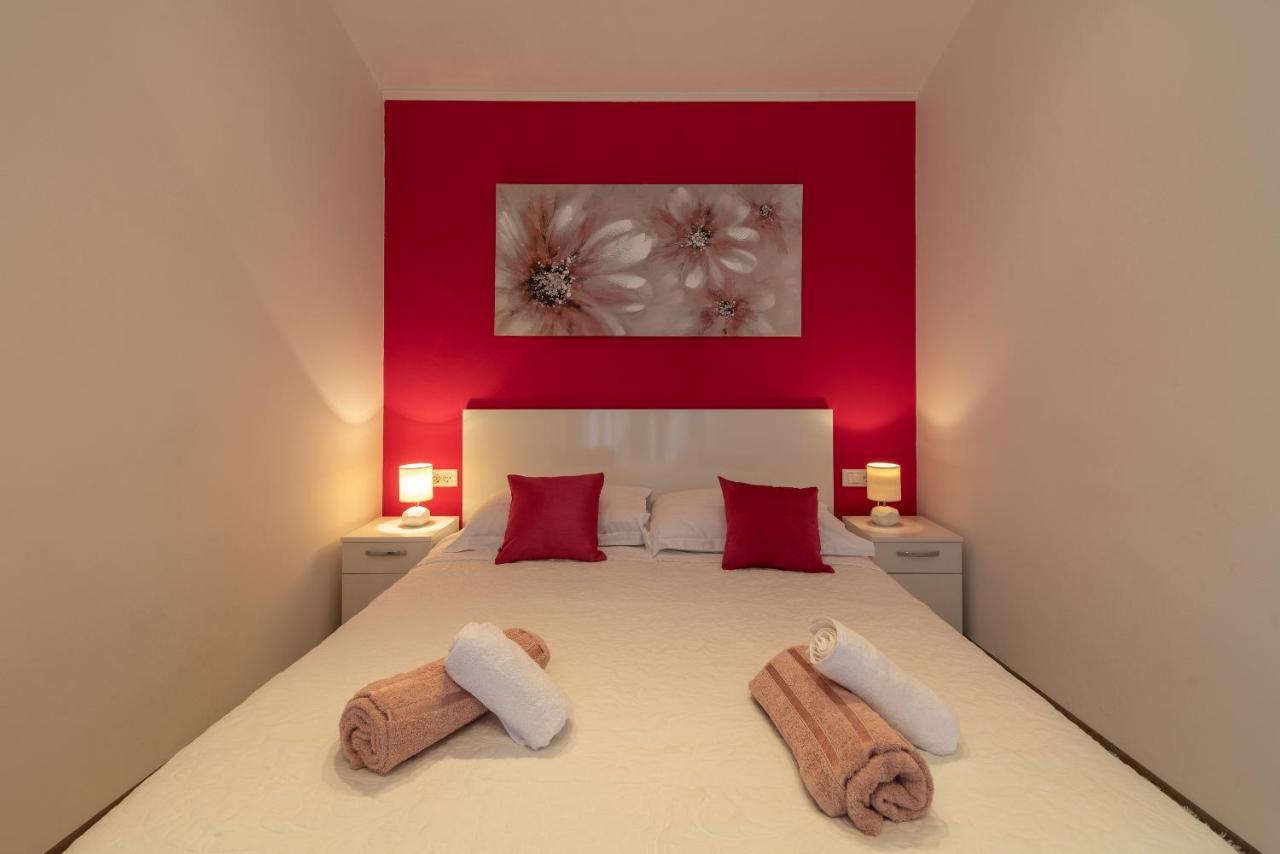 Apartment Roko Трогир Экстерьер фото
